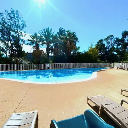 Appartement Hyeres 아파트 *