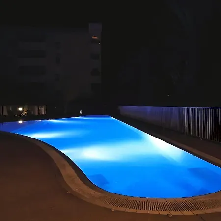 아파트 Appartement Hyeres 히에레